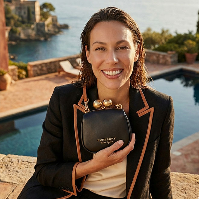 canca_reis_burberry_mini_two-tone_python_metal_frame_clutch
